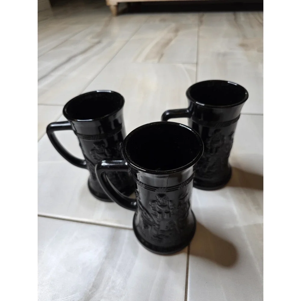 Vintage Black Amethyst Glass Beer‎ Stein Tavern Scene Embossed Mug Set of 3 A5